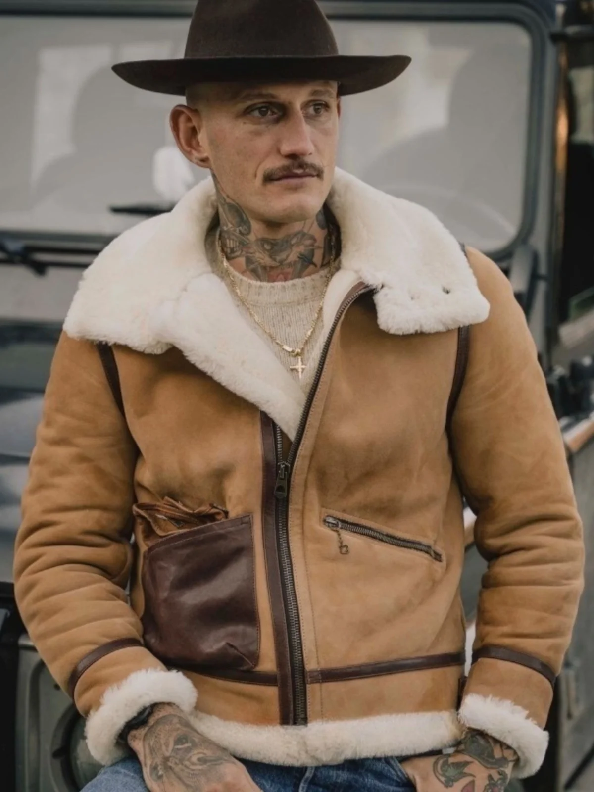 Тосканская бархатная поверхность Merino, экологически чистая кожаная куртка из овчины, мужское модное городское пальто, молодежное повседневное пальто на молнии
Тосканская бархатная поверхность Merino, экологически чистая кожаная куртка из овчины, мужское модное городское пальто, молодежное повседневное пальто на молнии