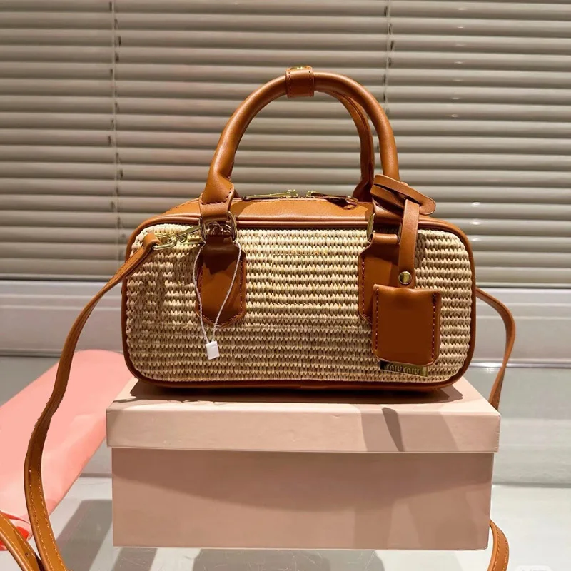 Bolso de hombro para mujer, popular bolso de paja de color contrastante, bolso cruzado que combina con todo para verano, bolso d
Bolso de hombro para mujer, popular bolso de paja de color contrastante, bolso cruzado que combina con todo para verano, bolso d