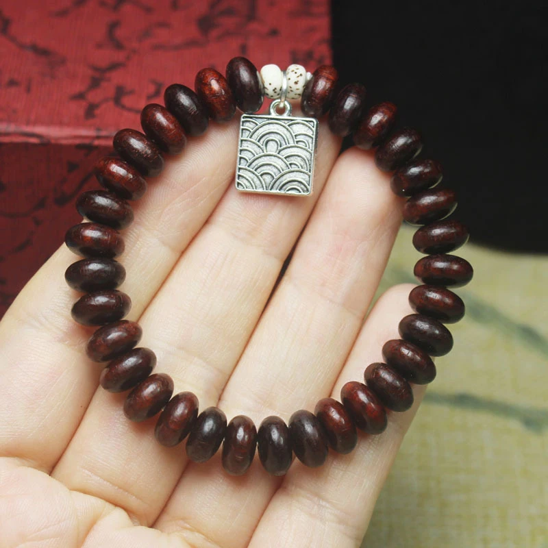 Zambian rosewood abacus bead bracelet DIY cloud pattern square pendant Buddhist prayer beads handheld
Zambian rosewood abacus bead bracelet DIY cloud pattern square pendant Buddhist prayer beads handheld