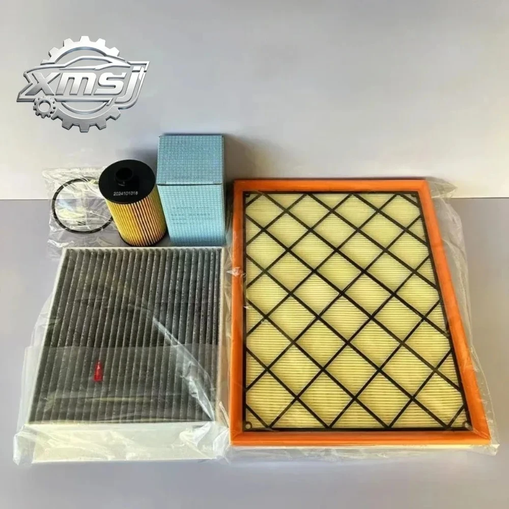 1109114 XKL01A Filtro aire 8100504 XKF10A Filtro cabina aire 1017110 Filtro aceite XEZ01 para tanque 700Hi4-T 3.0T 2
1109114 XKL01A Filtro aire 8100504 XKF10A Filtro cabina aire 1017110 Filtro aceite XEZ01 para tanque 700Hi4-T 3.0T 2