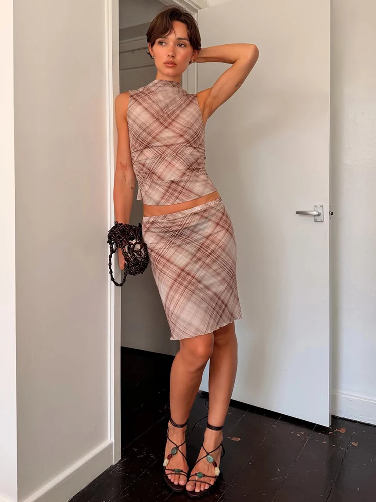 Weird Puss Striped See Through 2 Piece Set Woman Fashion Chic o-Neck Navel Exposed Tank Tops+Mid Skirts Vacation Elegant Outfits
Weird Puss Striped See Through 2 Piece Set Woman Fashion Chic o-Neck Navel Exposed Tank Tops+Mid Skirts Vacation Elegant Outfits