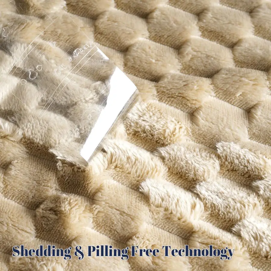 Ultra Soft Flannel Fleece Blanket King Size, Lightweight 3D Jacquard Fleece Blanket, No Shedding, No Pilling, Luxury 340GSM Aest
Ultra Soft Flannel Fleece Blanket King Size, Lightweight 3D Jacquard Fleece Blanket, No Shedding, No Pilling, Luxury 340GSM Aest