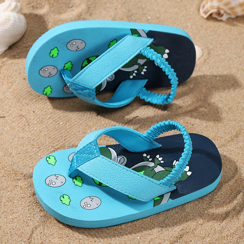 Новые летние детские шлепанцы 2026 года, пляжная обувь для девочек, милые тапочки для малышей, шлепанцы с эластичной лентой
Новые летние детские шлепанцы 2026 года, пляжная обувь для девочек, милые тапочки для малышей, шлепанцы с эластичной лентой