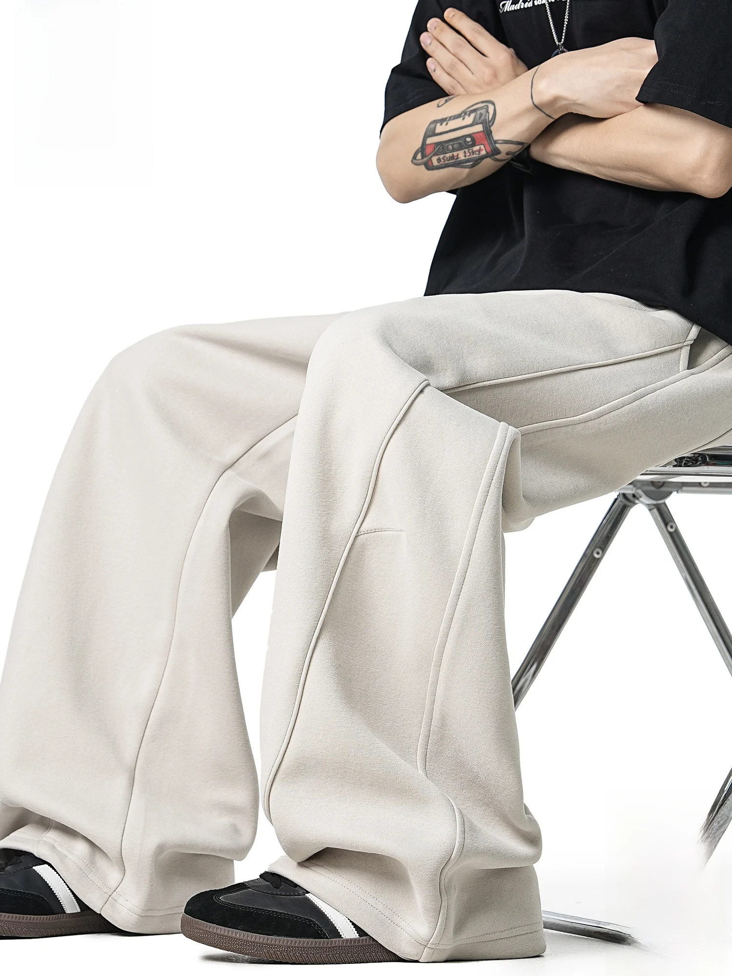 PaulFrank Spring American Decosition Straight Leg Sport Sweatpants Men Loose Comfortable Drape Casual Pants
PaulFrank Spring American Decosition Straight Leg Sport Sweatpants Men Loose Comfortable Drape Casual Pants