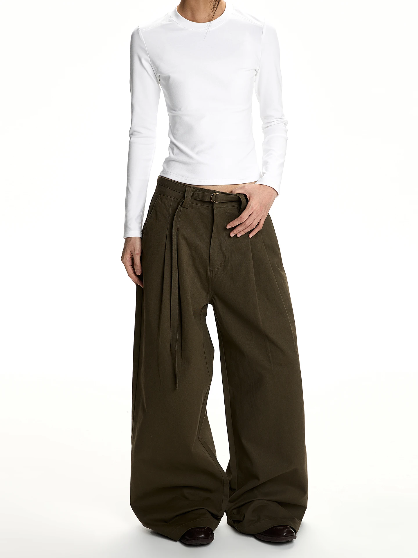 Брюки PUEE в стиле ретро с защипами, свободного прямого кроя, с поясом, для похудения, повседневные, хлопковые, рабочие, для поездок на работу
Брюки PUEE в стиле ретро с защипами, свободного прямого кроя, с поясом, для похудения, повседневные, хлопковые, рабочие, для поездок на работу