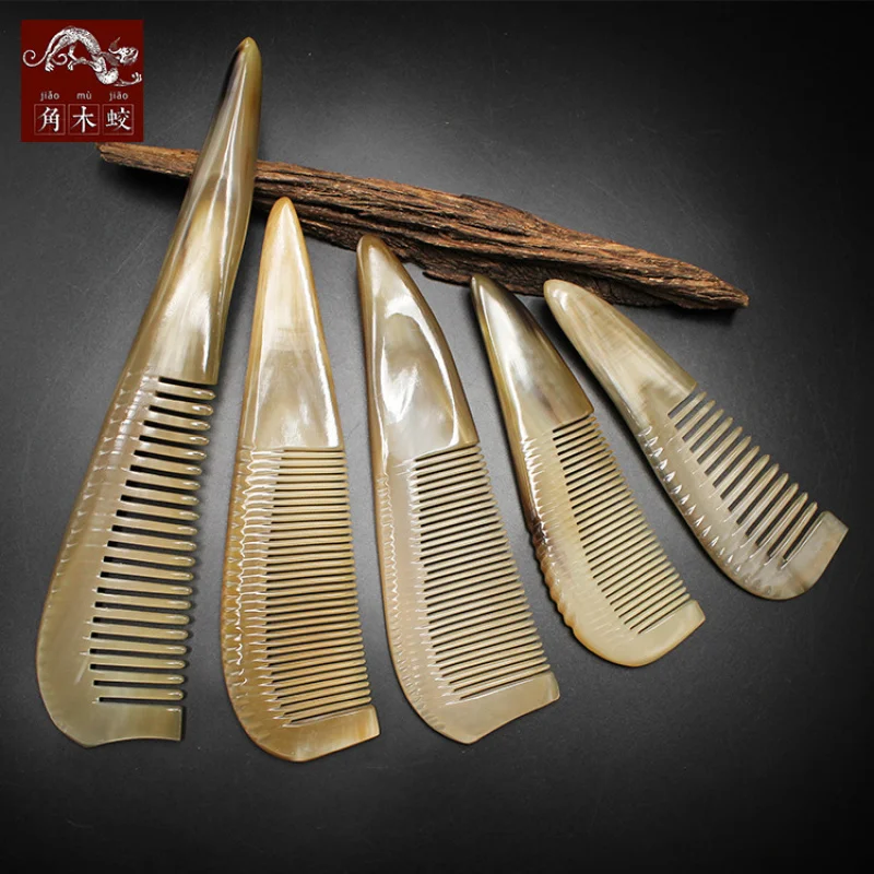 Horned yak horn comb with pointed tail, available in various sizes, high sales volume
Horned yak horn comb with pointed tail, available in various sizes, high sales volume