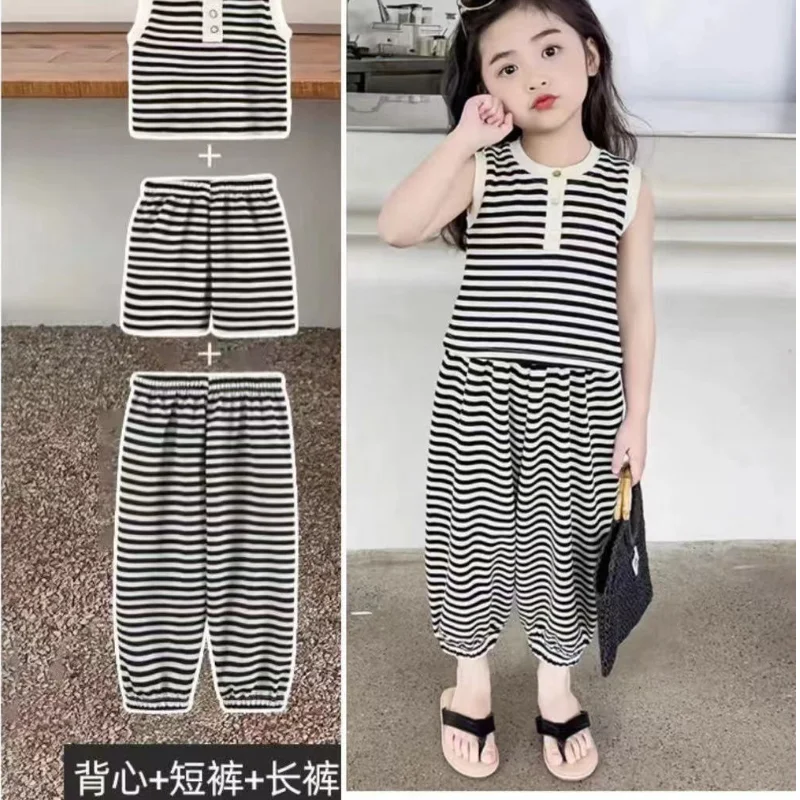 Модный комплект для девочек, комплект из трех предметов, комплект для девочек, детей, малышей, летний повседневный модный стильный наряд без рукавов в корейском стиле
Модный комплект для девочек, комплект из трех предметов, комплект для девочек, детей, малышей, летний повседневный модный стильный наряд без рукавов в корейском стиле