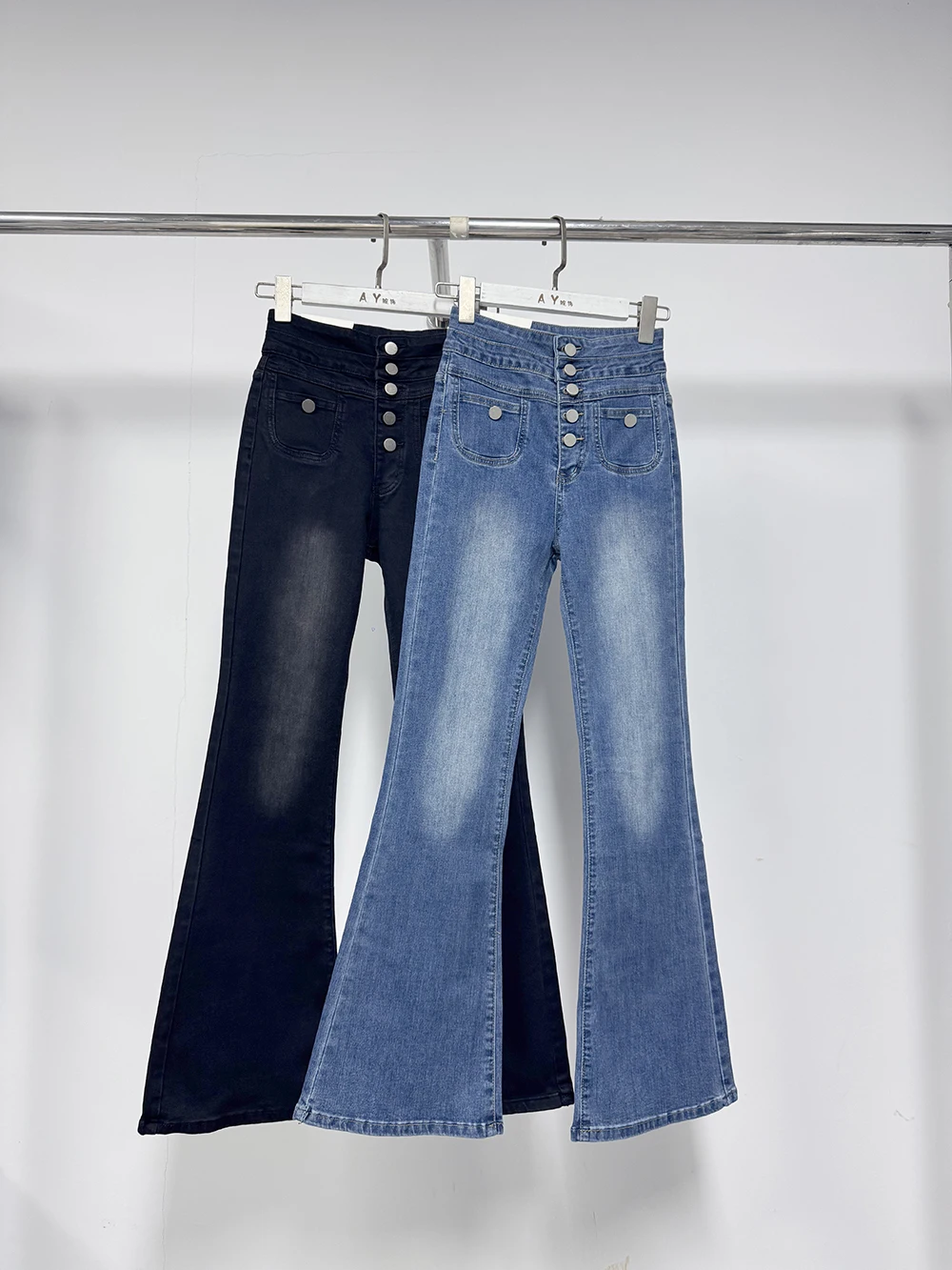 Women's Spring Autumn High Waist Button Fly Skinny Flare Jeans Lady Streetwear Stretch Full Length Boot Cut Jeans
Women's Spring Autumn High Waist Button Fly Skinny Flare Jeans Lady Streetwear Stretch Full Length Boot Cut Jeans