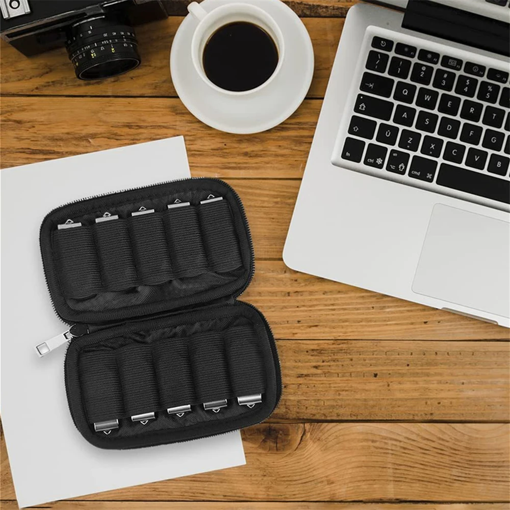 1 шт. USB-накопитель для футляра, органайзер для карт с большим пальцем, сумка для хранения электронных аксессуаров для памяти SanDisk
1 шт. USB-накопитель для футляра, органайзер для карт с большим пальцем, сумка для хранения электронных аксессуаров для памяти SanDisk