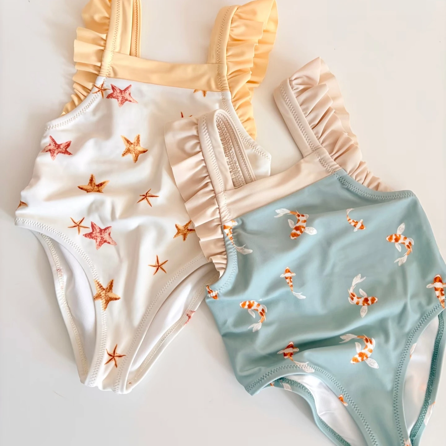 Girls Onesie 2026 Spring and Summer New Childrens Clothing Korean Style Girl Baby Printed Quick Dry Suspender One-piece Swimsuit
Girls Onesie 2026 Spring and Summer New Childrens Clothing Korean Style Girl Baby Printed Quick Dry Suspender One-piece Swimsuit