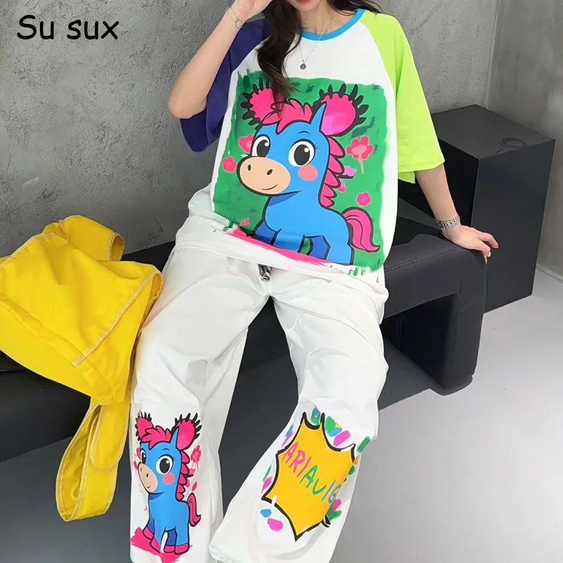 Japanese Korean Fashion Cartoon Horse Print Oversized Short Sleeve T Shirt & Pant Sets Woman 2 Piece 2026 Summer Outfits Femme
Japanese Korean Fashion Cartoon Horse Print Oversized Short Sleeve T Shirt & Pant Sets Woman 2 Piece 2026 Summer Outfits Femme