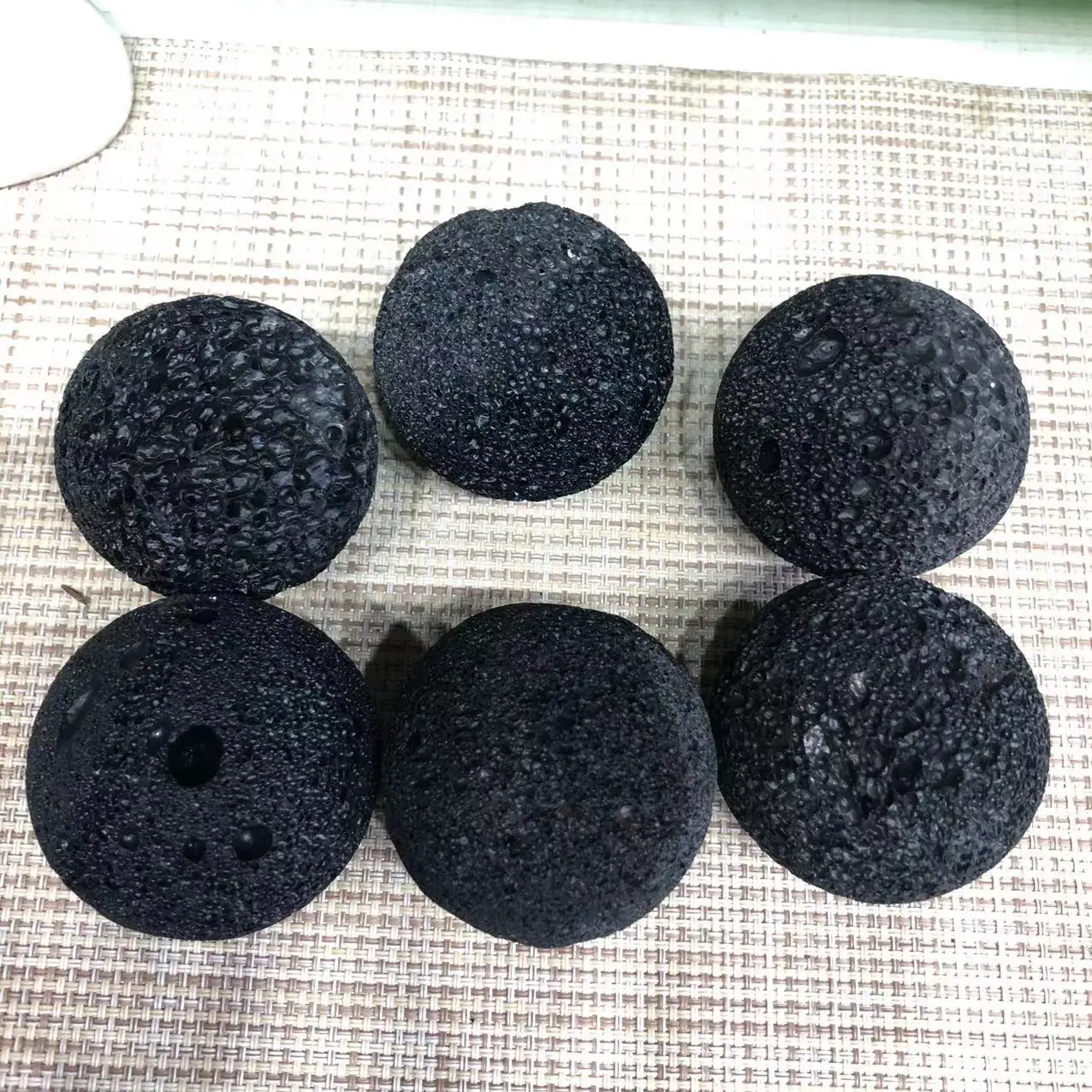 Black Meteorite Lava Sphere Healing Reiki Gemstones Ball Natural Quartz Crystal Home Decoration
Black Meteorite Lava Sphere Healing Reiki Gemstones Ball Natural Quartz Crystal Home Decoration
