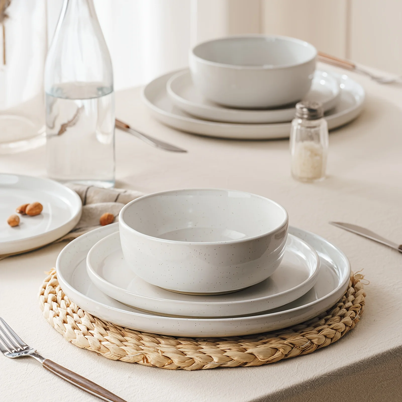 12 Plates And Bowls Set, 12pcs Dinnerware Sets, Dishes Set For 4, White
12 Plates And Bowls Set, 12pcs Dinnerware Sets, Dishes Set For 4, White
