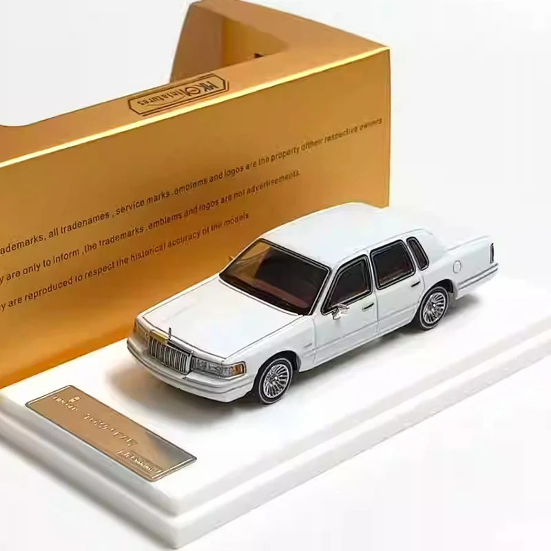 MK 1/64 Lincoln Town Car Alloy Car Diecasts & Toy Vehicles Car Model Miniature Scale Model Car For Children
MK 1/64 Lincoln Town Car Alloy Car Diecasts & Toy Vehicles Car Model Miniature Scale Model Car For Children