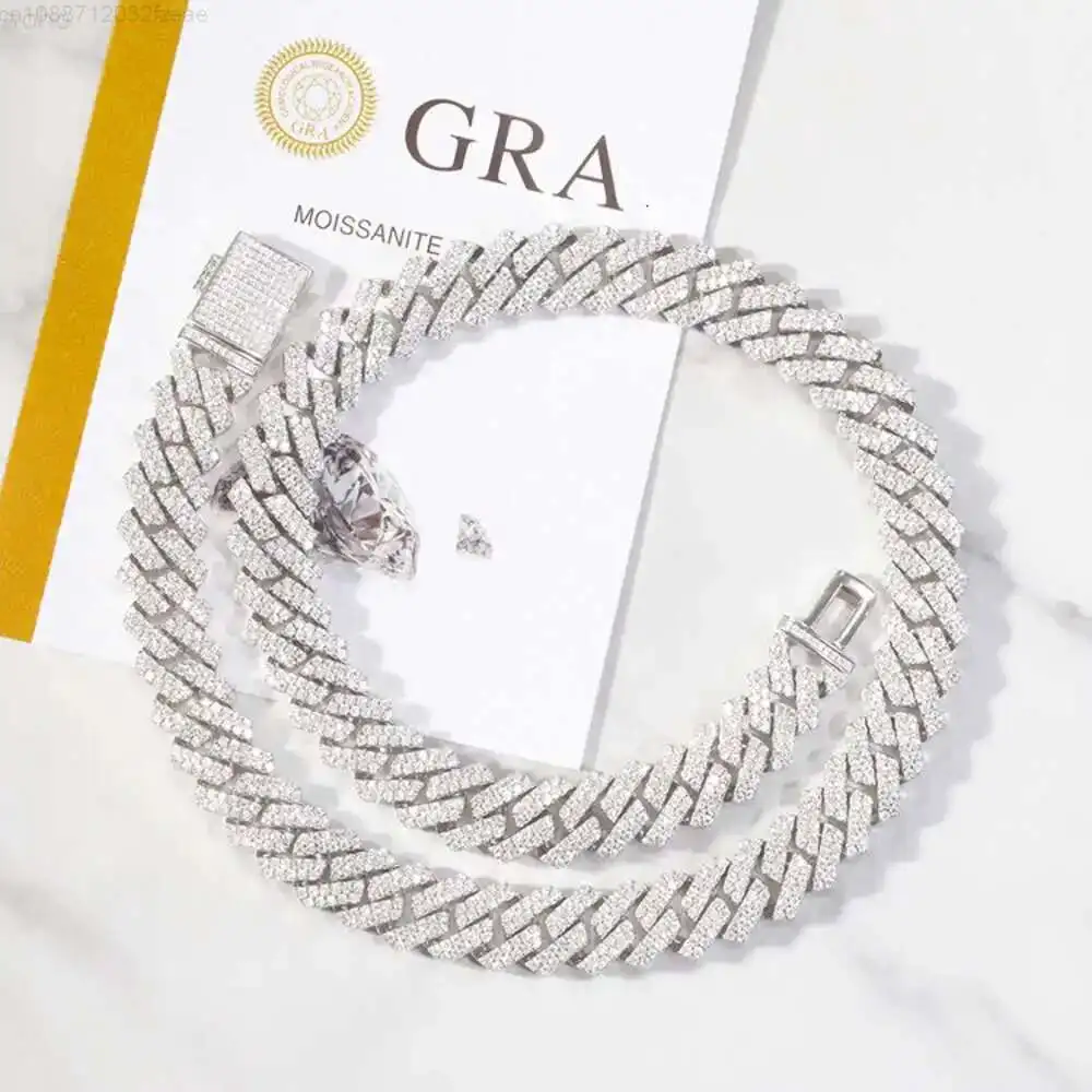 Trendy 2rows 10-20mm Vvs Moissanite Diamond 925 Silver Cuban Link Chain for Rapper Hiphop Jewelry
Trendy 2rows 10-20mm Vvs Moissanite Diamond 925 Silver Cuban Link Chain for Rapper Hiphop Jewelry
