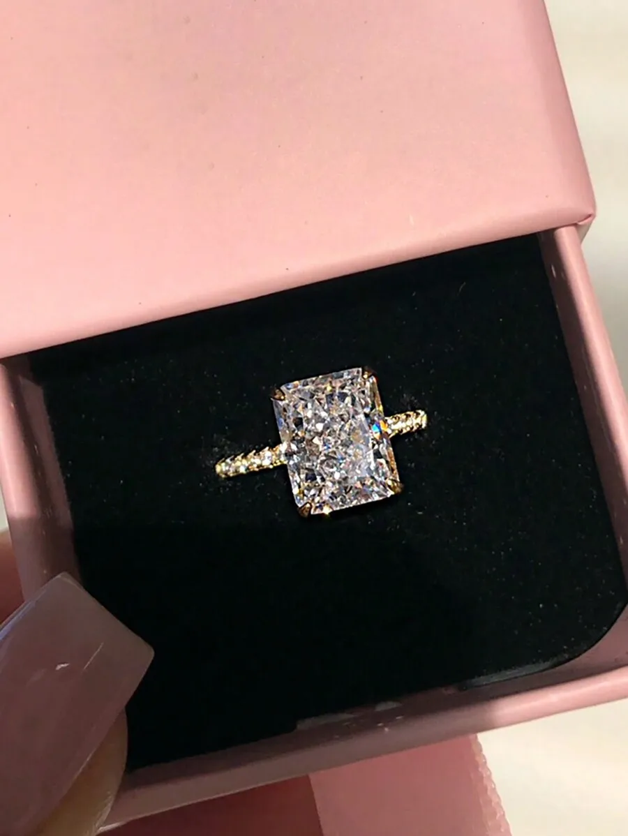 Luxury Rectangular Cut Crystal Ring For Women Engagement Wedding Jewelry
Luxury Rectangular Cut Crystal Ring For Women Engagement Wedding Jewelry