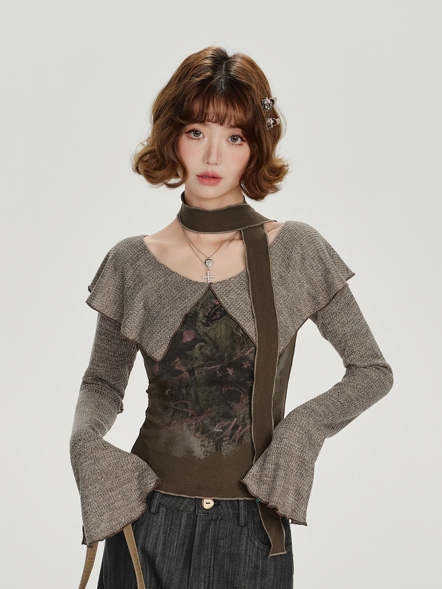 Женская приталенная футболка в стиле американского ретро с принтом, с отложным воротником, дизайн Sensation Hot Girl
Женская приталенная футболка в стиле американского ретро с принтом, с отложным воротником, дизайн Sensation Hot Girl