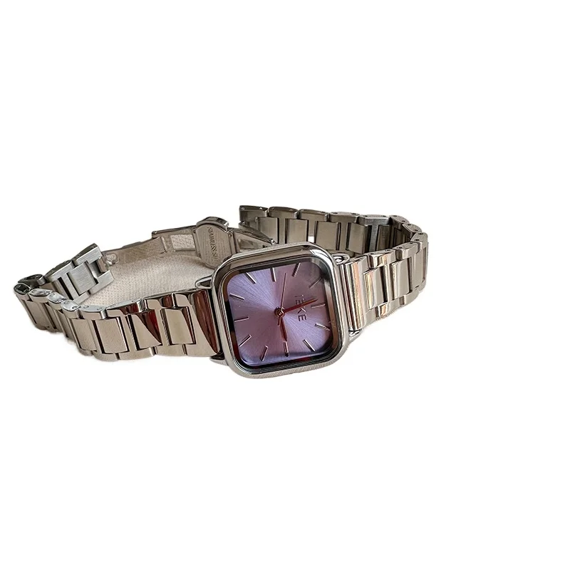 Cold wind, simple and small dial, retro Korean version square steel belt watch woman
Cold wind, simple and small dial, retro Korean version square steel belt watch woman
