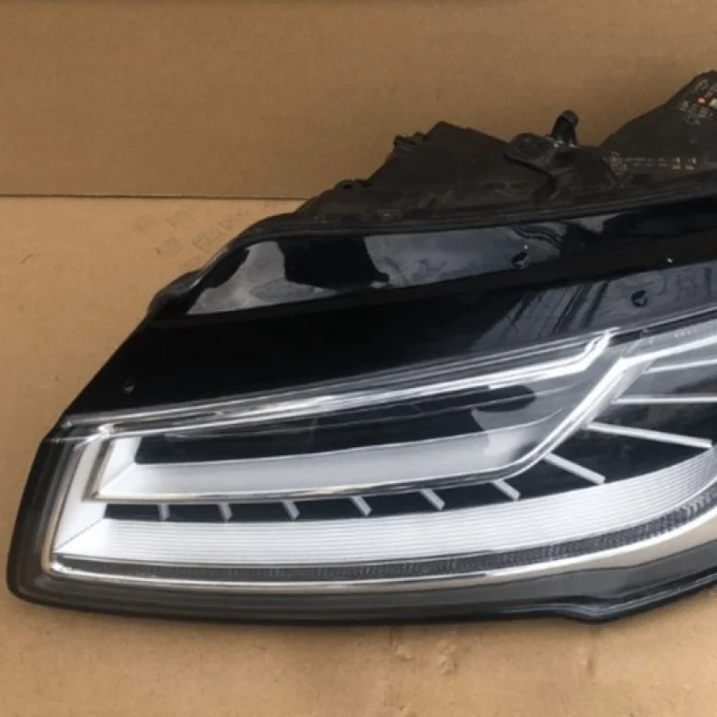 Подходит для A8 Full LED, High-End Matrix, W12 AUDI S8, передних фар, автомобильных фар.
Подходит для A8 Full LED, High-End Matrix, W12 AUDI S8, передних фар, автомобильных фар.