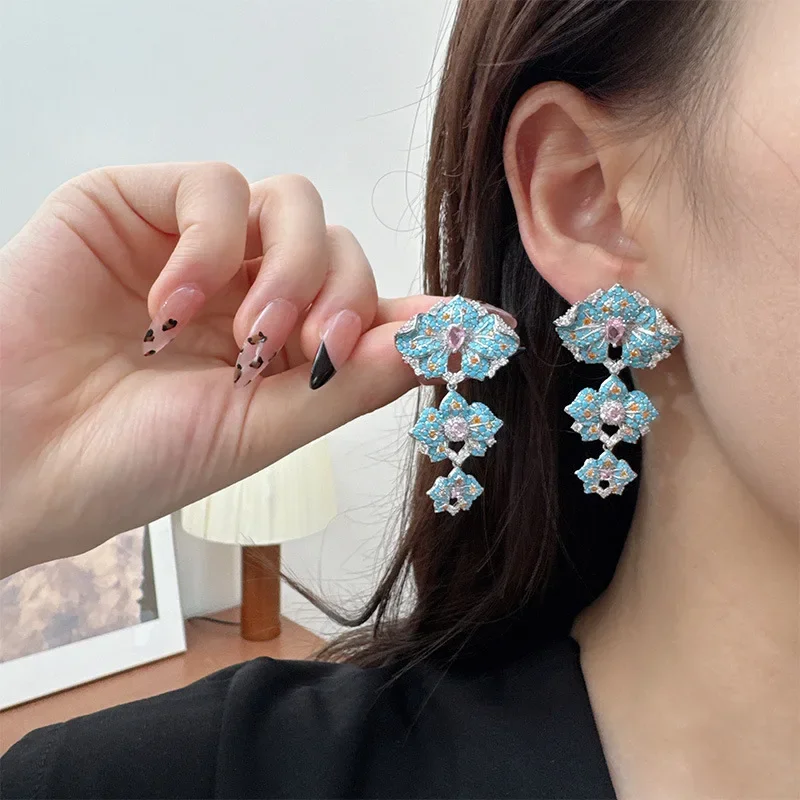 luxury blue zirconia flower earrings for women jewelry
luxury blue zirconia flower earrings for women jewelry