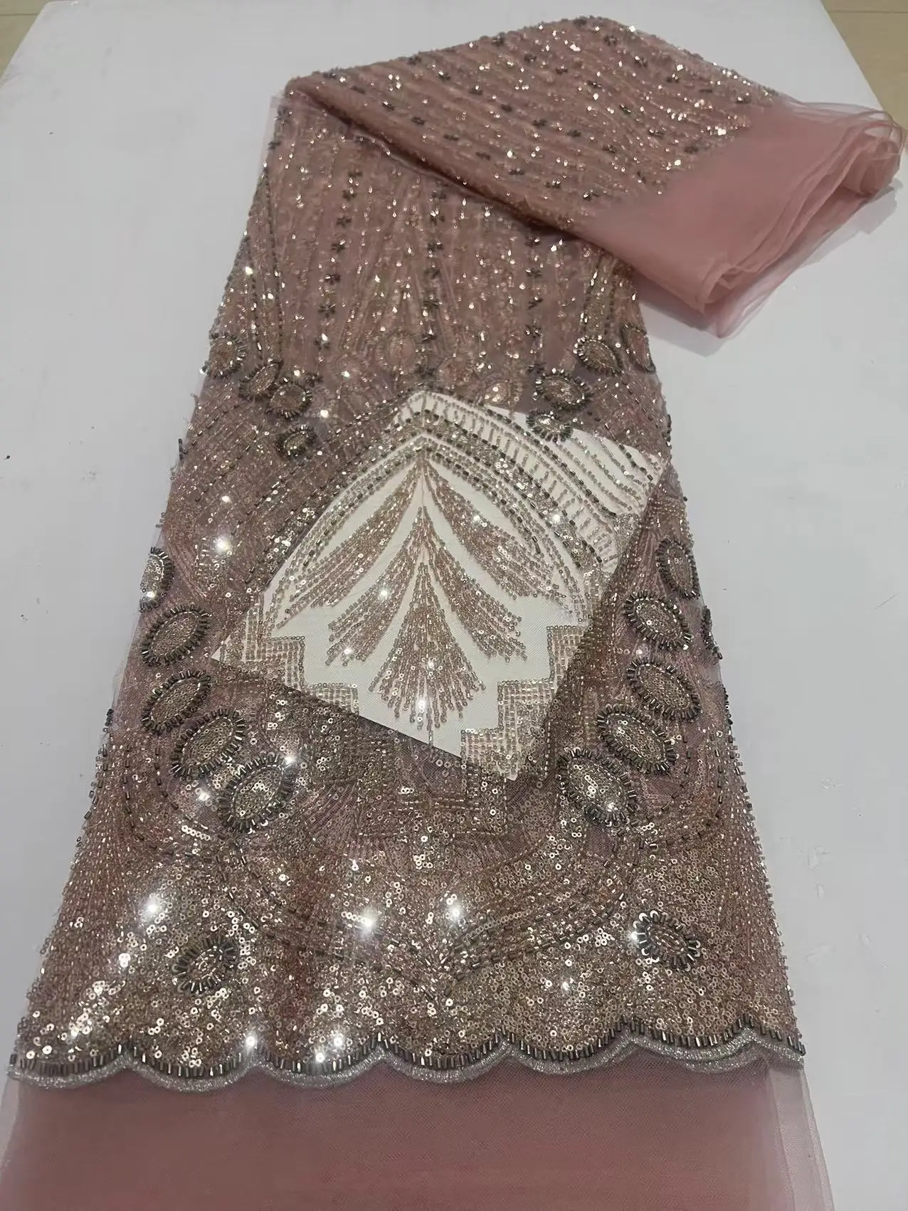2025 Latest African Sequins Lace Fabric High Quality Embroidery 3D French Flower Beads Nigerian Net Lace For Wedding Party Dress
2025 Latest African Sequins Lace Fabric High Quality Embroidery 3D French Flower Beads Nigerian Net Lace For Wedding Party Dress