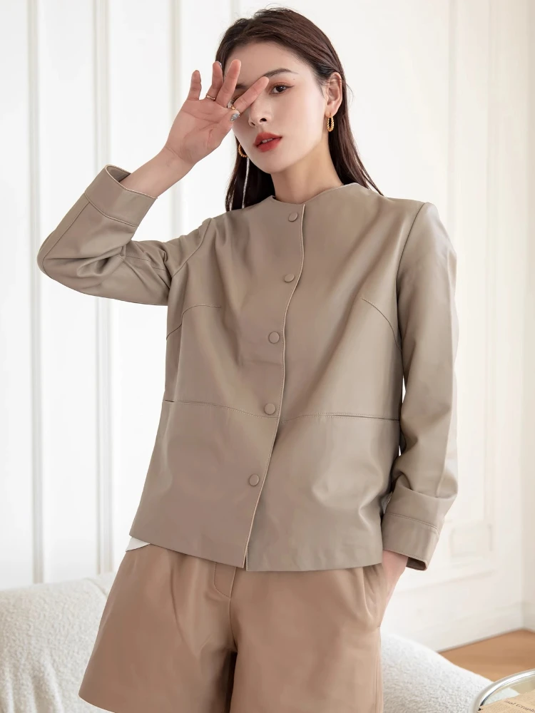 Elegant O-neck Genuine Leather Jackets for Women Spring Autumn 2026 New High-end Simple Soft Slim Short Real Sheepskin Coat
Elegant O-neck Genuine Leather Jackets for Women Spring Autumn 2026 New High-end Simple Soft Slim Short Real Sheepskin Coat