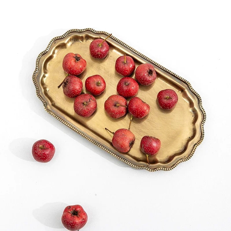 Винтажная латунная тарелка для торта ручной работы, роскошный поднос для десертов и орехов, элегантная подставка для ароматерапии, декор для дома
Винтажная латунная тарелка для торта ручной работы, роскошный поднос для десертов и орехов, элегантная подставка для ароматерапии, декор для дома