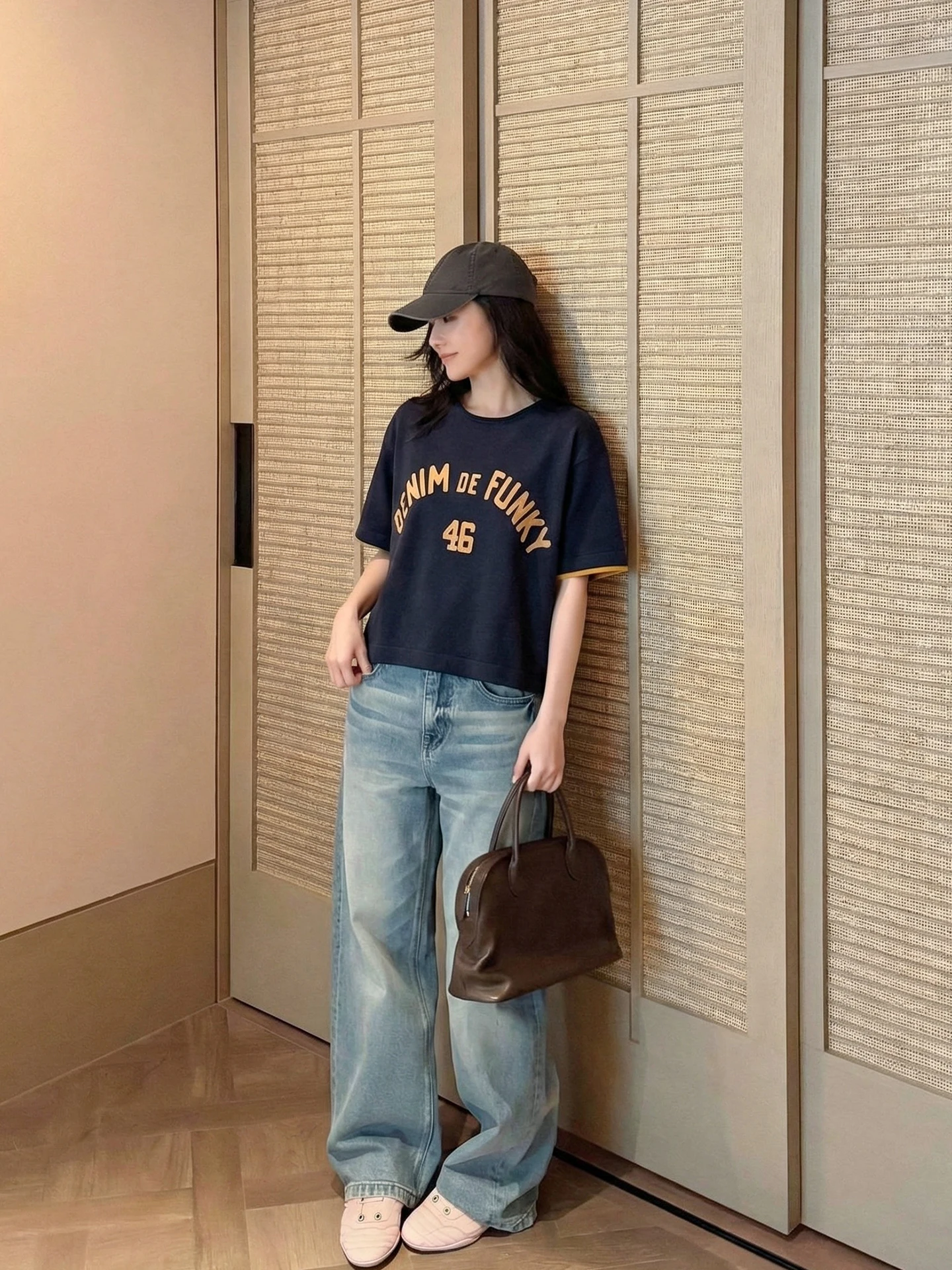 American Style Knitted Short Sleeve T-Shirt Women's round Neck Lettering Casual Breathable Cotton Top Spring Summer New Arrival
American Style Knitted Short Sleeve T-Shirt Women's round Neck Lettering Casual Breathable Cotton Top Spring Summer New Arrival