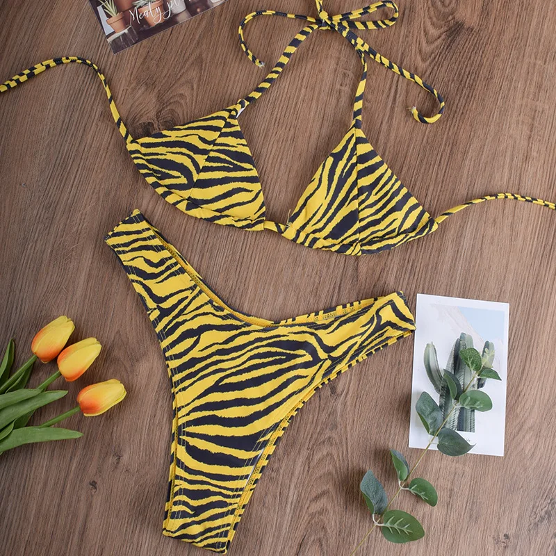 New Sexy Triangle Bikini Swimwear Women's Print Swimsuit High Elastic Quick Dry Polyester Fabric Underwear for Swimming
New Sexy Triangle Bikini Swimwear Women's Print Swimsuit High Elastic Quick Dry Polyester Fabric Underwear for Swimming
