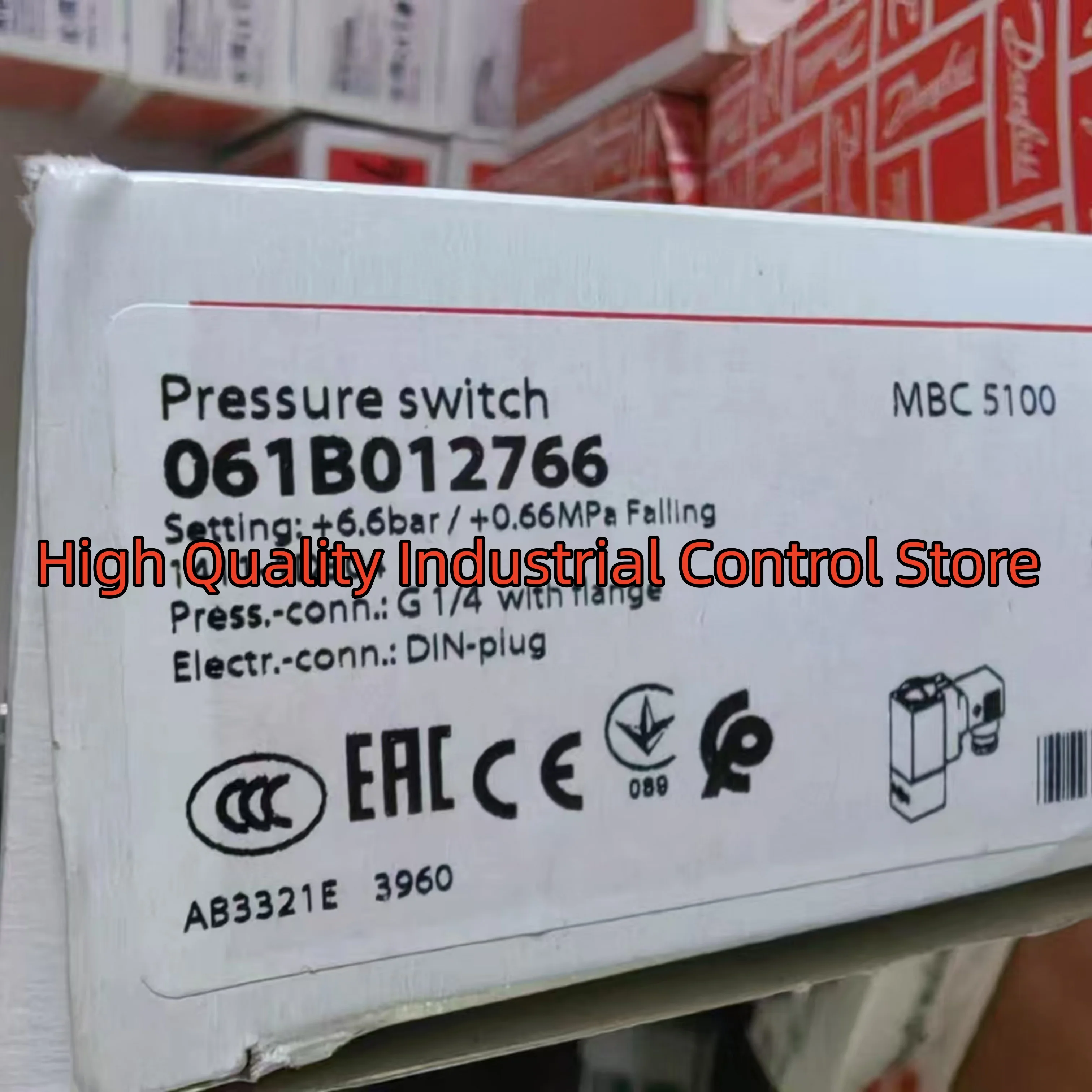 New 061B012766 MBC5100 original 061B100066 pressure sensor MBC5100 061B100166 MBC5100
New 061B012766 MBC5100 original 061B100066 pressure sensor MBC5100 061B100166 MBC5100