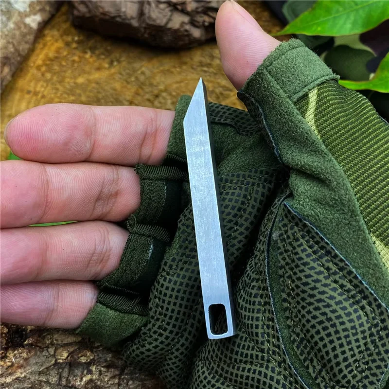 Portable Multifunctiona Titanium Alloy Pry Bar 1Pcs EDC Stainless Steel Keychain for Screwdriver Box Opener Minimalist Tools
Portable Multifunctiona Titanium Alloy Pry Bar 1Pcs EDC Stainless Steel Keychain for Screwdriver Box Opener Minimalist Tools