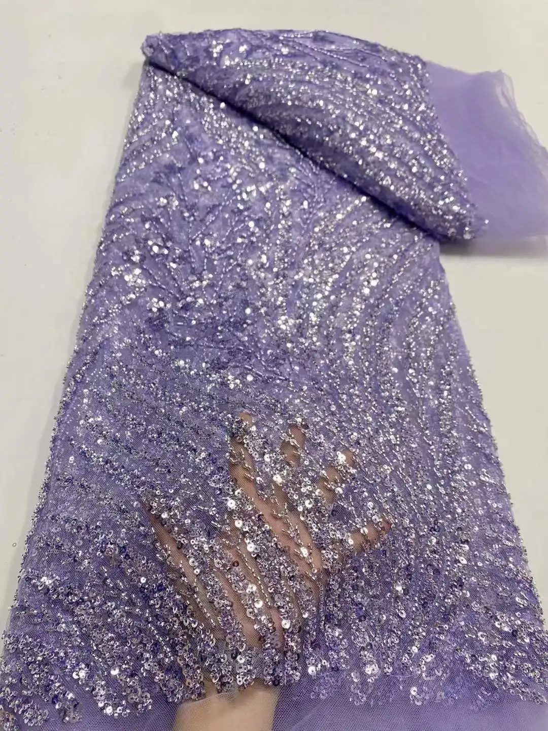 African French Sequined Lace Fabrics 2024 High Quality Tulle Beads Lace Nigerian Embroidered Dress Material For Party Wedding
African French Sequined Lace Fabrics 2024 High Quality Tulle Beads Lace Nigerian Embroidered Dress Material For Party Wedding