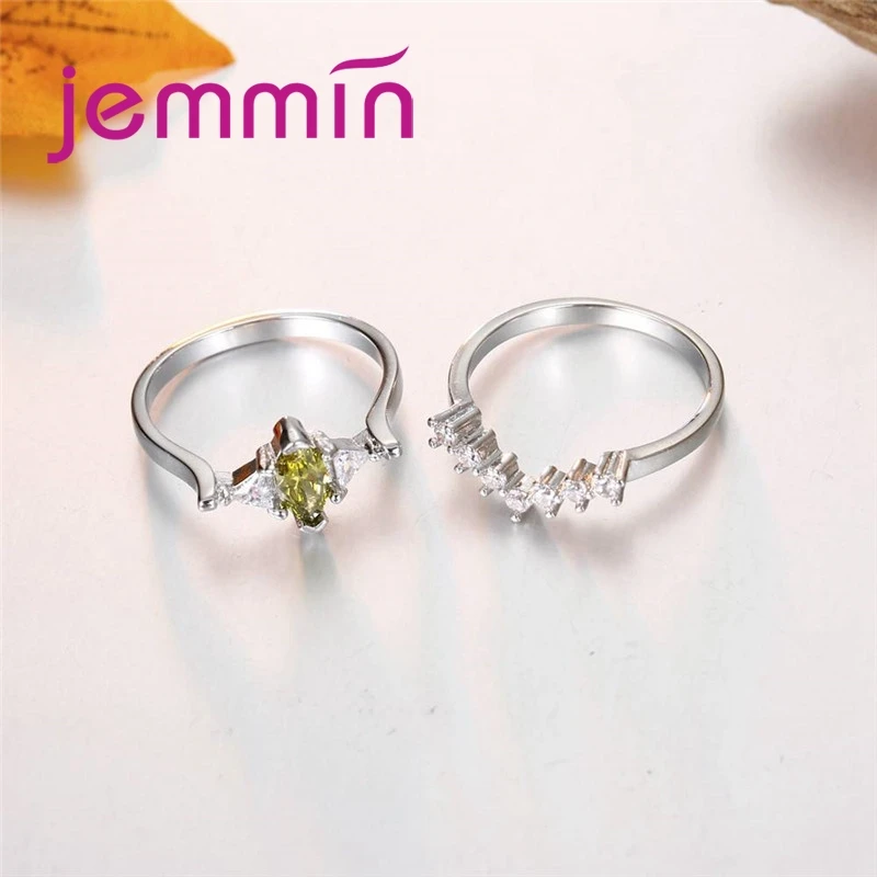 Новая мода кольцо из стерлингового серебра 925 пробы высокого качества прозрачные стразы для женщин свадебный подарок европейские ювелирные изделия
Новая мода кольцо из стерлингового серебра 925 пробы высокого качества прозрачные стразы для женщин свадебный подарок европейские ювелирные изделия