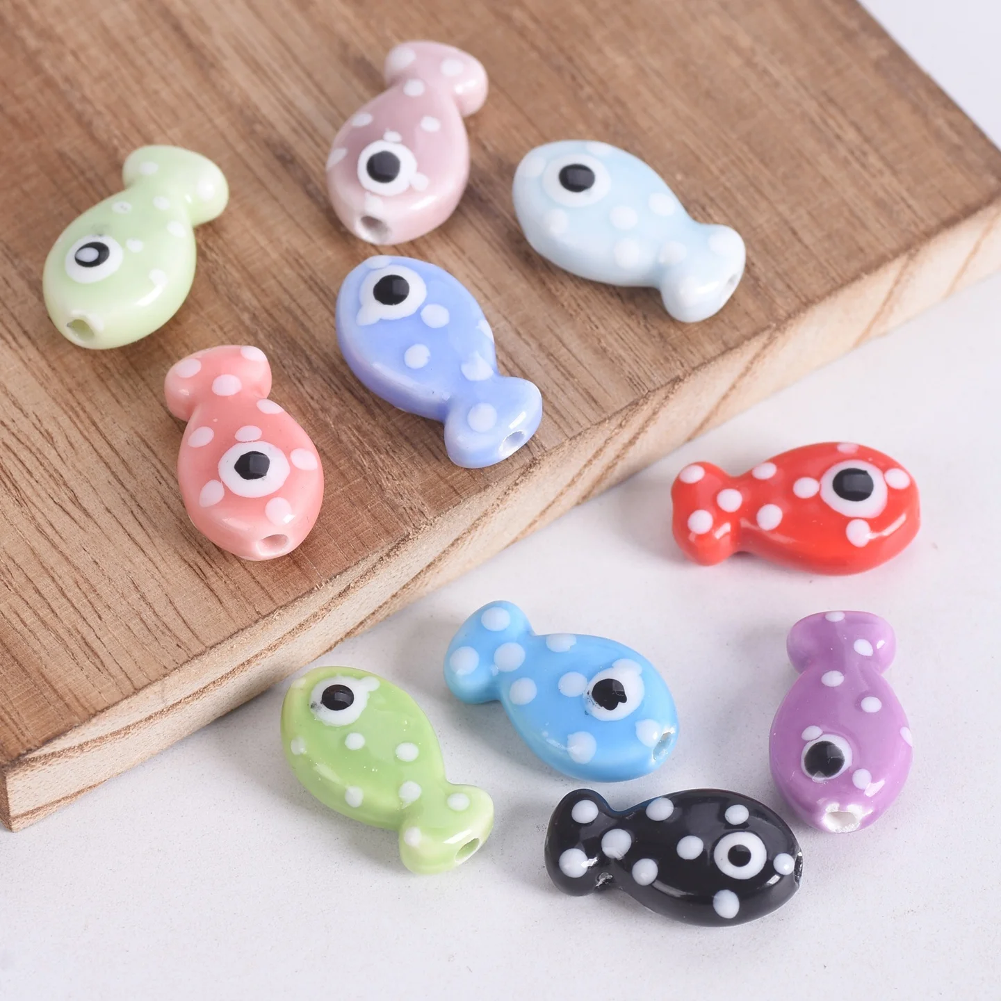 10pcs Fish Shape 19x11mm Dots Painted Handmade Ceramic Loose Beads For Jewelry Making DIY Crafts Findings
10pcs Fish Shape 19x11mm Dots Painted Handmade Ceramic Loose Beads For Jewelry Making DIY Crafts Findings