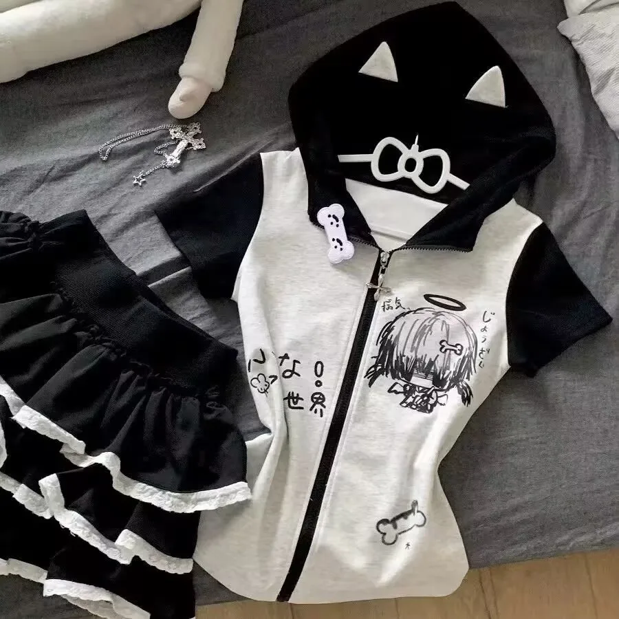 Ear Y2K Spicy Girl Slim Fit Subculture ort Sve Jaet T-irt Women Summer Softie Top Faionable Casual Wear
Ear Y2K Spicy Girl Slim Fit Subculture ort Sve Jaet T-irt Women Summer Softie Top Faionable Casual Wear