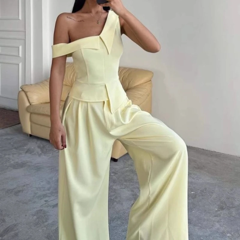 2025 Summer Women's Fashion Irregular Slant Neck Sleeveless Style Solid Color Wide Leg Pants Set
2025 Summer Women's Fashion Irregular Slant Neck Sleeveless Style Solid Color Wide Leg Pants Set
