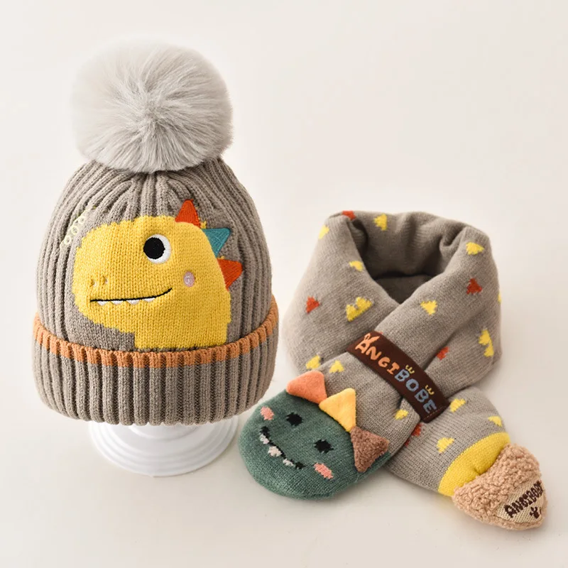 New Soft Fluffy Kid Hat Scarf Set Cartoon Type Warm Winter Baby Earmuffs Windproof Fluffy Ear Protection Cap Winter Autumn
New Soft Fluffy Kid Hat Scarf Set Cartoon Type Warm Winter Baby Earmuffs Windproof Fluffy Ear Protection Cap Winter Autumn