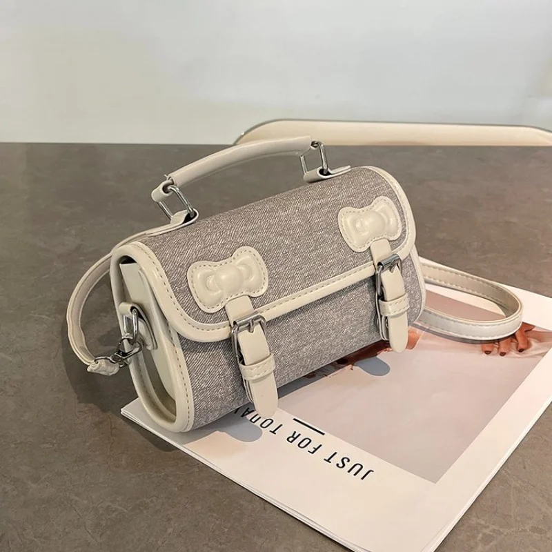 Известная дизайнерская кожаная женская сумка на плечо, роскошная брендовая модная классическая элегантная повседневная винтажная пригородная сумка
Известная дизайнерская кожаная женская сумка на плечо, роскошная брендовая модная классическая элегантная повседневная винтажная пригородная сумка