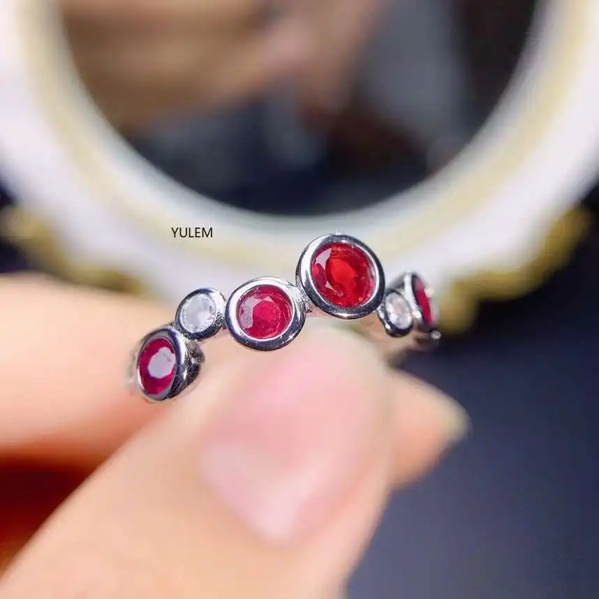 YULEM Natural Natural Ruby Ring 3mm*4mm Ruby Silver Ring for Daily Wear 925 Silver Ruby Jewelry
YULEM Natural Natural Ruby Ring 3mm*4mm Ruby Silver Ring for Daily Wear 925 Silver Ruby Jewelry