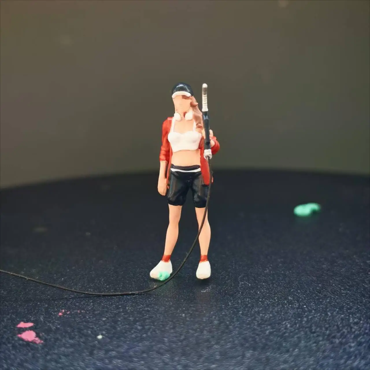 Minifigures 1/64 Scale Miniature Figures Gas Station Girl Model Garage Scenes DIY Craft Figure Collectible Hobby DIY Decoratio
Minifigures 1/64 Scale Miniature Figures Gas Station Girl Model Garage Scenes DIY Craft Figure Collectible Hobby DIY Decoratio