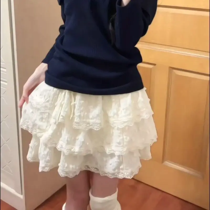 Корейская полуформальная юбка с кружевной отделкой, пышный дизайн торта для милых молодых женщин, высокая талия, полиэфирное волокно, не растягивается
Корейская полуформальная юбка с кружевной отделкой, пышный дизайн торта для милых молодых женщин, высокая талия, полиэфирное волокно, не растягивается