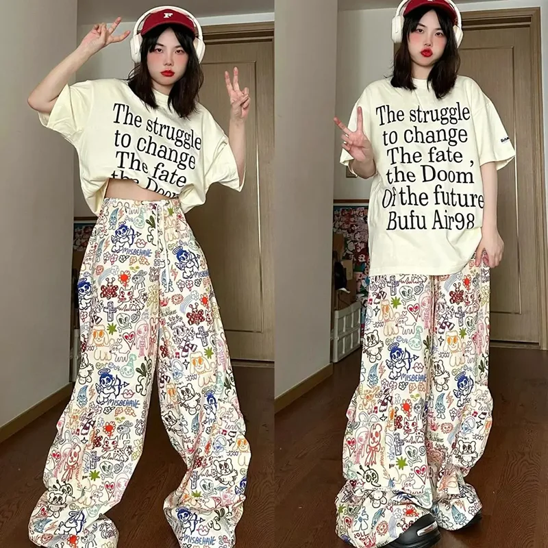 Harajuku Y2K Streetwear Graffiti Cargo Pants Women Pattern Pocket Hip Hop Wide Leg Pants Loose Elastic Waist Sweatpants Woman
Harajuku Y2K Streetwear Graffiti Cargo Pants Women Pattern Pocket Hip Hop Wide Leg Pants Loose Elastic Waist Sweatpants Woman