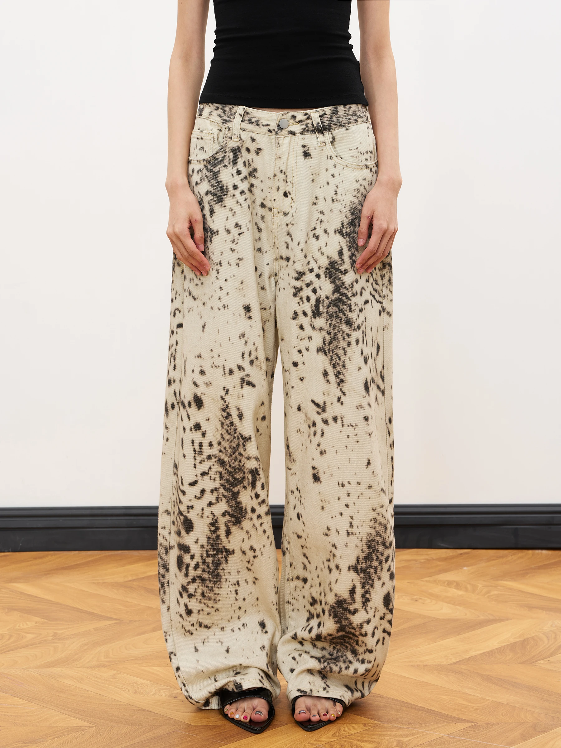 American Style Leopard Print Straight Leg Jeans Loose Wide Leg Hot Girl Pants JUNECUT Natural Waist Dyed Fabric Summer Ladies...
American Style Leopard Print Straight Leg Jeans Loose Wide Leg Hot Girl Pants JUNECUT Natural Waist Dyed Fabric Summer Ladies...