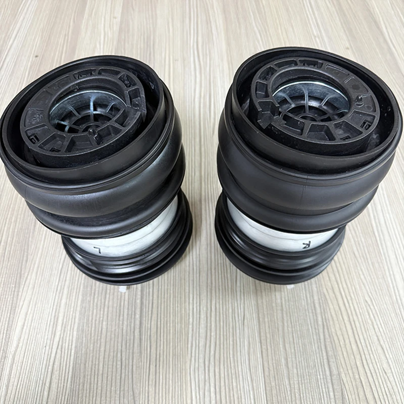 2PCS LR090653 LR090654 Rear Air Suspension Spring Bellow for Land Rover L560 Velar L462 Discovery5 LR5 Shock Absorber
2PCS LR090653 LR090654 Rear Air Suspension Spring Bellow for Land Rover L560 Velar L462 Discovery5 LR5 Shock Absorber