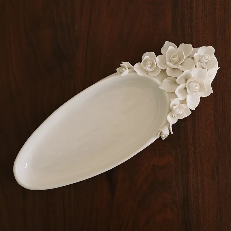 White Hand-squeezed Flower Plate, Advanced Creative Three-dimensional Flower Ceramic Oval Dish Exquisite Dish Dim Sum Plate
White Hand-squeezed Flower Plate, Advanced Creative Three-dimensional Flower Ceramic Oval Dish Exquisite Dish Dim Sum Plate