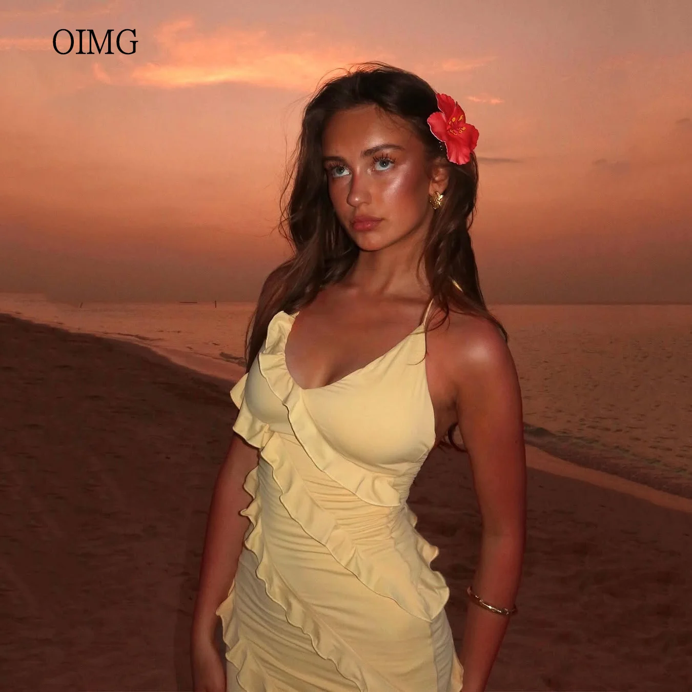OIMG Simple Yellow Mermaid Prom Gowns V Neck Backless Formal Party Gown Ibiza style Chiffon Long Evening Dress Customized
OIMG Simple Yellow Mermaid Prom Gowns V Neck Backless Formal Party Gown Ibiza style Chiffon Long Evening Dress Customized