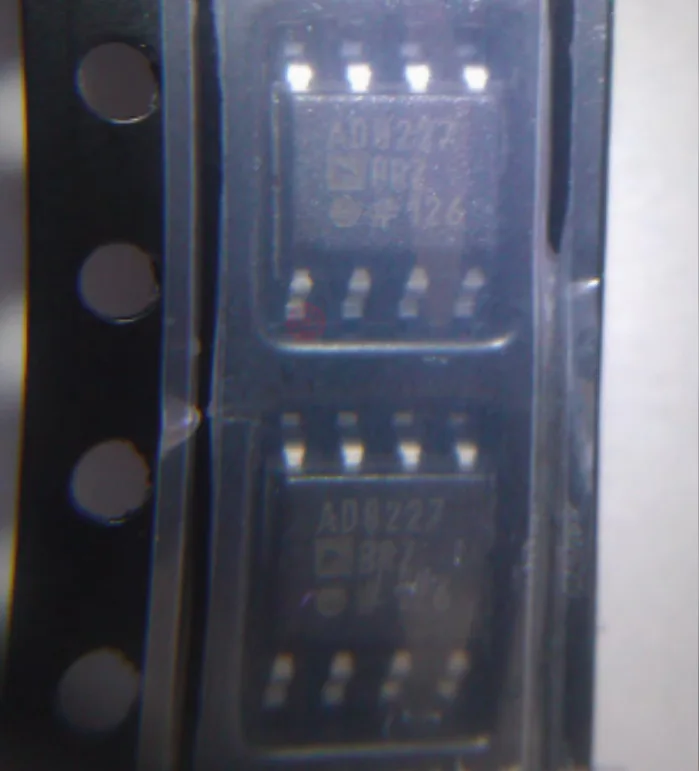 AD8227BRZ-R7 Instrument Amplifier IC SOIC8 Brand new original IC chip integrated circuit
AD8227BRZ-R7 Instrument Amplifier IC SOIC8 Brand new original IC chip integrated circuit