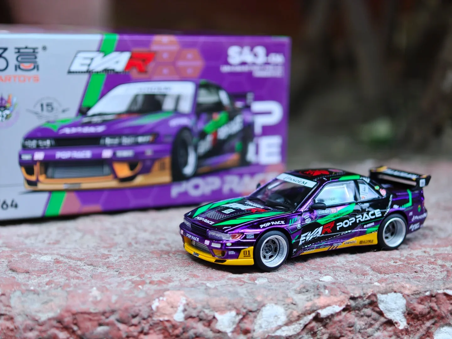 POP RACE 1:64 Nissan S13 Rocket Rabbit EVA First Machine S43-06 Alloy Car Model
POP RACE 1:64 Nissan S13 Rocket Rabbit EVA First Machine S43-06 Alloy Car Model