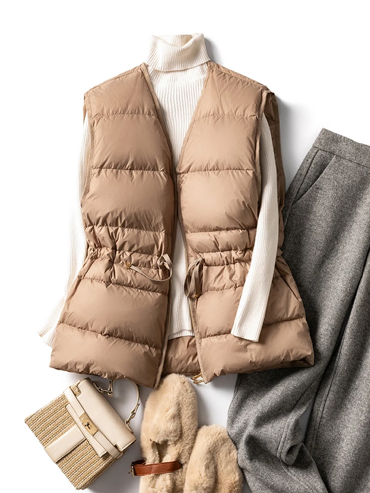 Зимний женский пуховый жилет 2025 с поясом на талии, легкий, стеганый, с V-образным вырезом, для повседневной носки, белый, с наполнителем из пуха
Зимний женский пуховый жилет 2025 с поясом на талии, легкий, стеганый, с V-образным вырезом, для повседневной носки, белый, с наполнителем из пуха