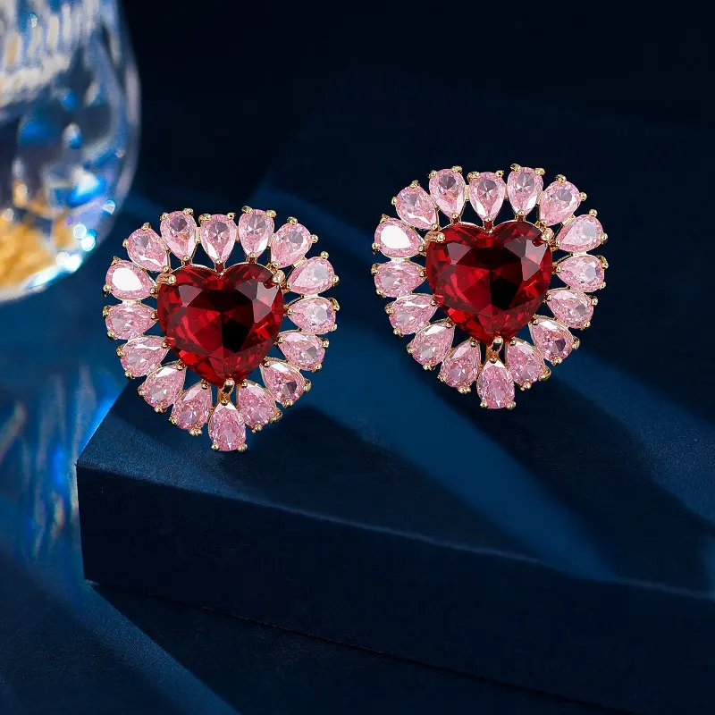 s925 Silver needle high-end, exaggerated and grand heavy industry earrings, brilliant zircon inlaid heart-shaped stud earrings
s925 Silver needle high-end, exaggerated and grand heavy industry earrings, brilliant zircon inlaid heart-shaped stud earrings